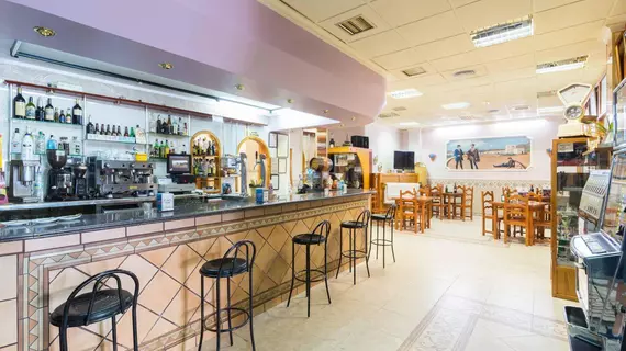 Hostal Restaurante Alba | Andalucia - Almeria İli - Nijar