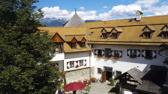 Hotel Schloss Sonnenburg | Trentino-Alto Adige - Güney Tirol (il) - San Lorenzo di Sebato - Floronzo