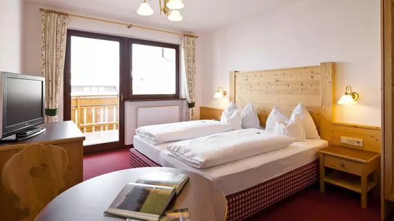 Hotel Falken | Trentino-Alto Adige - Güney Tirol (il) - Pfalzen