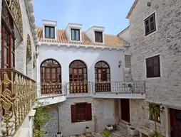 Palace Derossi | Split-Dalmaçya - Trogir