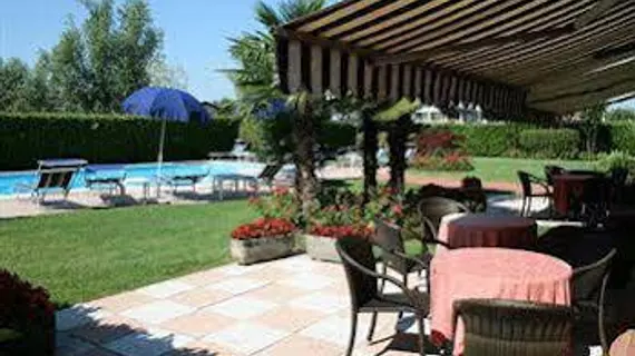 Hotel Bolero | Lombardy - Brescia (il) - Sirmione