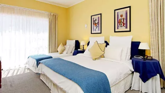 Spring Tide Inn | West Coast DC - Drakenstein - Cape Town (ve civarı) - Cape Town - Sea Point Gezinti Yolu - Sea Point