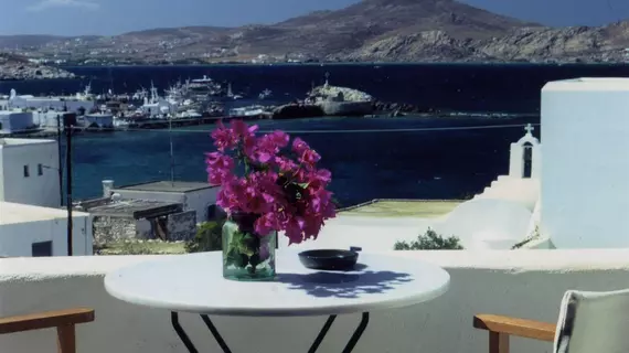 Despina's Mare | Ege Adaları - Paros