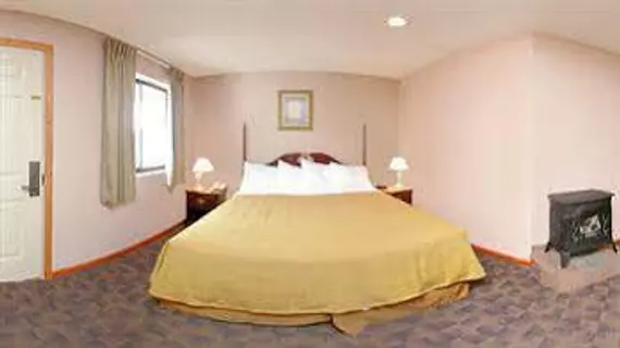 Rodeway Inn and Suites | Connecticut - Torrington (ve civarı) - Torrington