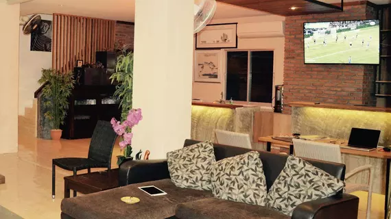 3 Bees Guesthouse | Krabi İli - Krabi - Ao Nang