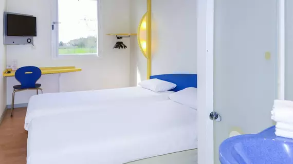 ibis budget Pouilly-en-Auxois | Bourgogne-Franche-Comte - Cote d'Or (bölge) - Creancey