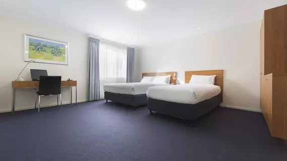 Premier Hotel & Apartments | Avustralya Başkent Bölgesi - Tuggeranong - Kanberra (ve civarı) - Belconnen