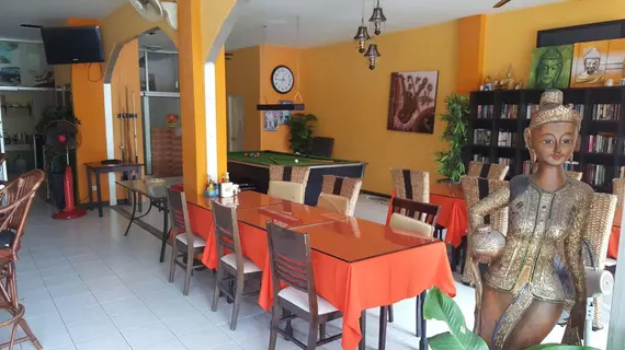 Pitstop Guesthouse | Phuket (ve civarı) - Karon - Kata Plajı