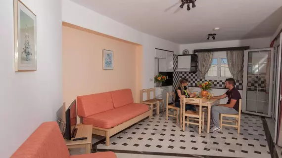 Sunrise Apartments | Girit Adası - Rethimnon (bölge) - Rethimnon