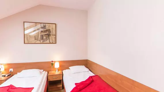 Kajzer Hostel | Küçük Polonya Voyvodalığı - Krakow (ve civarı) - Krakow