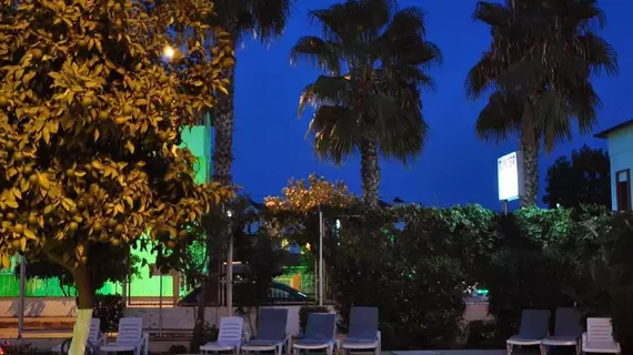 Tuncer Garden Hotel | Antalya - Kemer