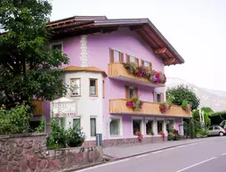 Hotel Kuhn | Trentino-Alto Adige - Güney Tirol (il) - Terlano