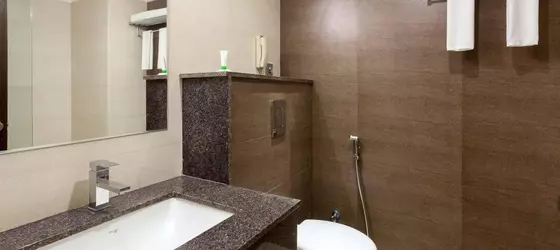 Treebo Grand Premier Suites | Karnataka - Bengaluru (ve civarı) - Bengaluru