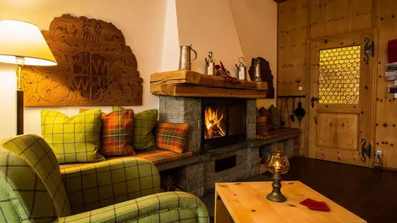 Hotel Meisser | Maloja District - Graubuenden - Guarda