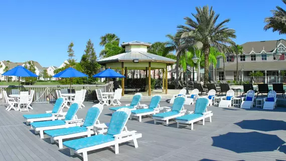 Runaway Beach Resort by Magical Memories | Florida - Orlando (ve civarı) - Lake Buena Vista - Disney's Maingate East