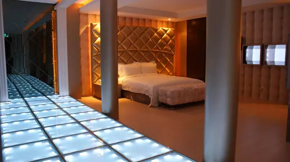 AllUr Boutique Motel TaiChung Branch | Taichung (ve civarı) - Taichung - Nantun Bölgesi