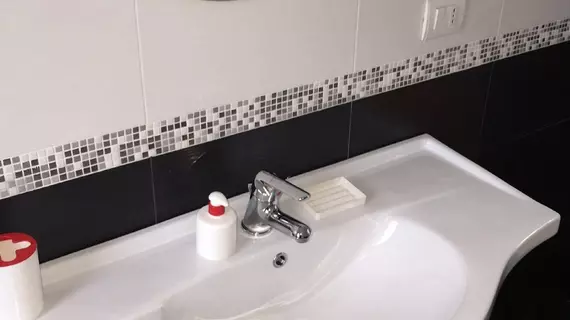 Red Line Apartments | Lombardy - Milano (ve civarı) - Milano