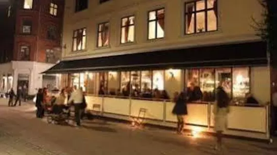 Hotel & Restaurant Madam Sprunck | Hovedstaden - Helsingor