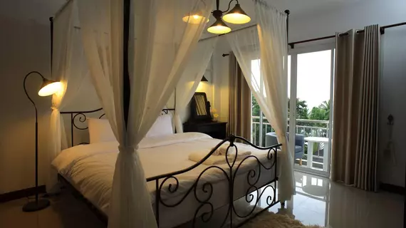 Mooz Hua Hin | Prachuap Khiri Khan (ili) - Hua Hin (ve civarı) - Hua Hin