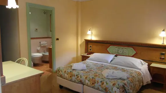 Hotel Ideal | Trentino-Alto Adige - Trento İli - Madonna di Campiglio