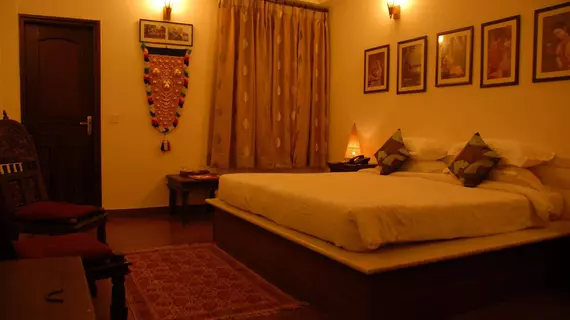 Shanti Home | Batı Delhi - Ulusal Eyalet Başkenti Delhi - Delhi (ve civarı) - Yeni Delhi - Janakpuri