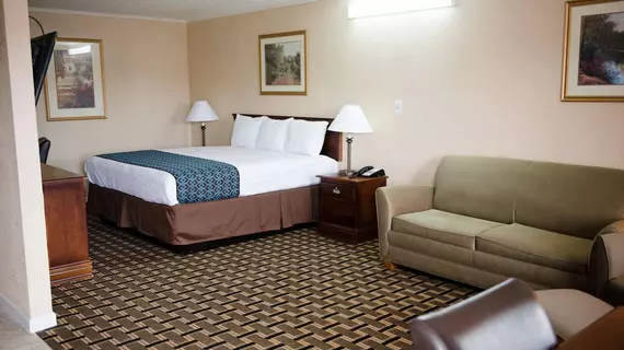 Grand View Plaza Inn & Suites | Kansas - Grandview Plaza