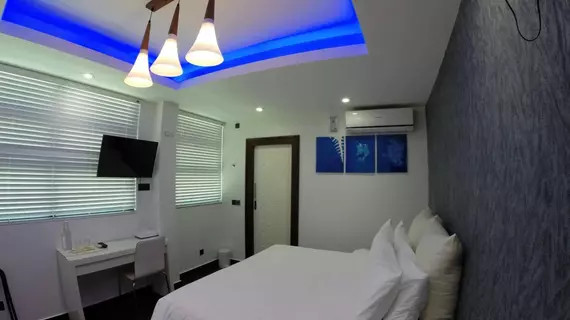 Airport Beach Hotel | Maldivler - Kaafu Atoll - Hulhumalé Adası