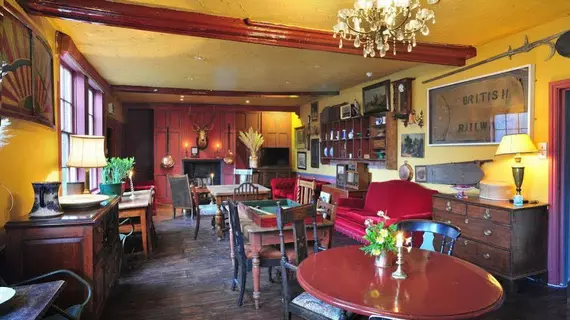 Black Swan Hotel | Wiltshire (kontluk) - Devizes