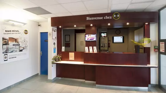 B&B Lyon Vénissieux | Auvergne-Rhone-Alpes - Rhone (bölge) - Lyon (ve çevresi) - Venissieux