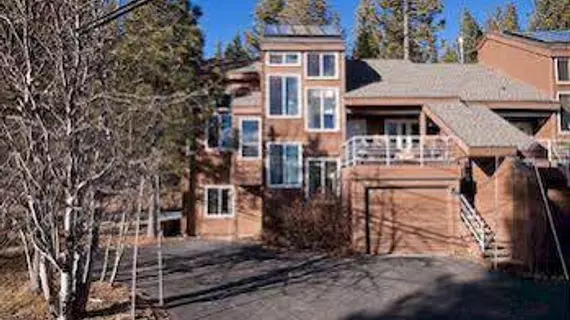 Spikes Place | Kaliforniya - Lake Tahoe (ve civarı) - Truckee