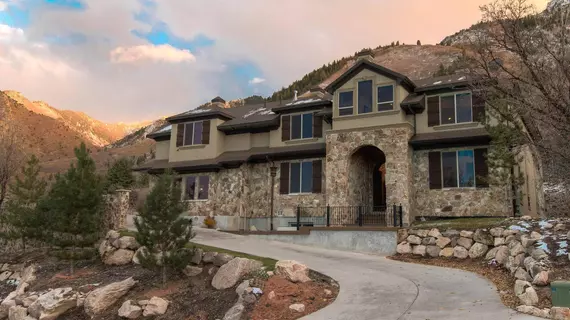 Utah's Best Vacation Rentals - Cottonwood Heights | Utah - Salt Lake City (ve civarı) - Salt Lake City - South Salt Lake