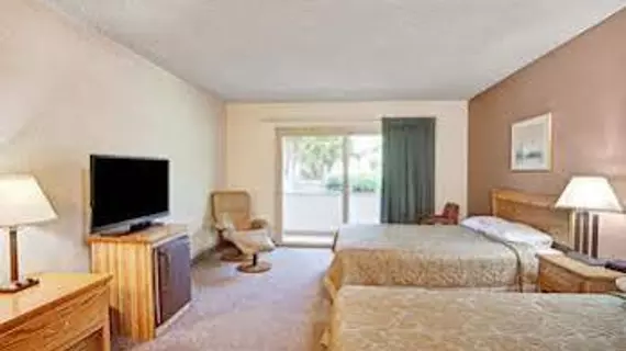 Super 8 by Wyndham Long Beach | Kaliforniya - Los Angeles County - Long Beach