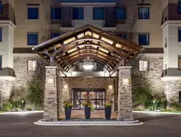 STAYBRIDGE SUITES EAU CLAIRE - ALTOONA | Wisconsin - Eau Claire (ve civarı) - Altoona