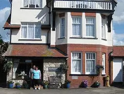 The Ashmount | Galler - Colwyn Bay