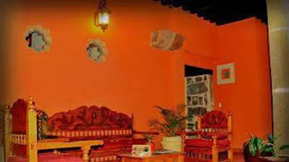 Hotel Colonial | Michoacan - Morelia (ve civarı) - Morelia - Tarihi Kent Merkezi