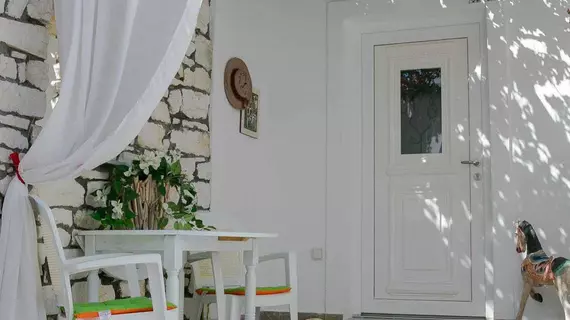 Leonardos Apartments | Ege Adaları - Paros