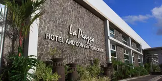 La Piazza Hotel & Convention Center