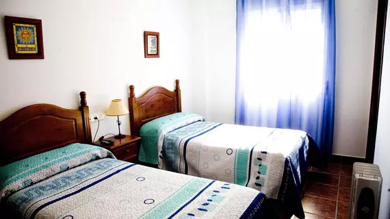 Hostal Vista a la Sierra | Andalucia - Malaga İli - Valle de Abdalagis