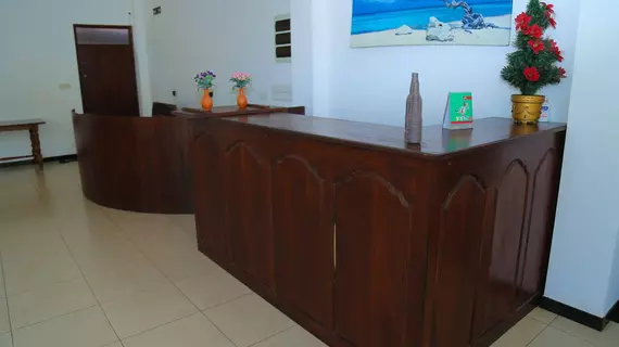 Aurora Hotel & Restaurant | Southern Province - Galle Bölgesi - Hikkaduwa