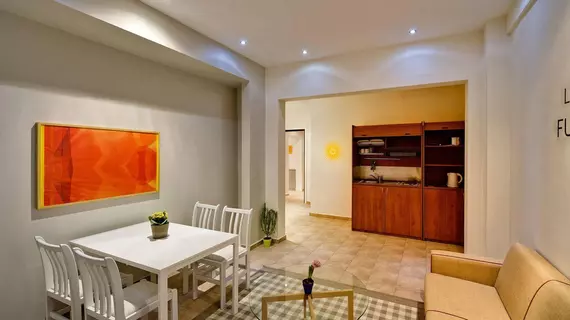 Colors Rooms & Apartments | Doğu Makedonya ve Trakya - Selanik