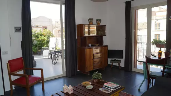 Guascone Apartments | Sicilya - Palermo (vilayet) - Palermo - Albergheria - Kalsa