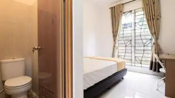 RedDoorz near Lippo Karawaci | West Java - Cakarta (ve civarı) - Tangerang