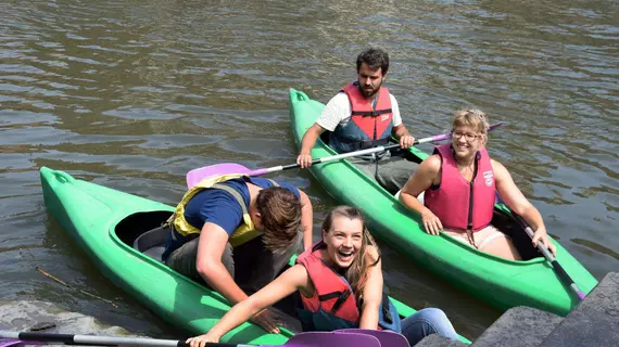 Hostel Uppelink | Flaman Bölgesi - Doğu Flanders (il) - Ghent