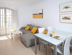 Apartamentos Plaza del Salvador | Andalucia - Seville İli - Sevilla - Alfalfa