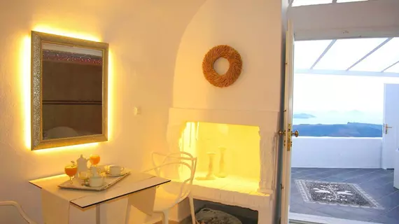 Aeolos Studios & Suites | Ege Adaları - Santorini