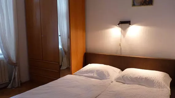 Hotel Pension Lumes | Vienna (eyalet) - Viyana - Innere Stadt