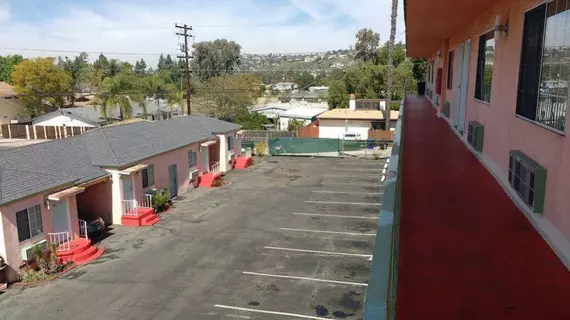 La Petite Rouge Motel | Kaliforniya - San Diego County - San Diego