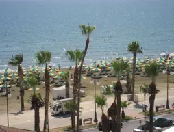 Palm Sea Beach Holiday Apts | Larnaka Bölgesi - Larnaka - Larnaka Şehir Merkezi