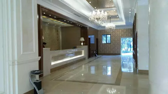 Ruijia Hotel Chengdu Airport | Sişuan - Chengdu - Shuangliu District