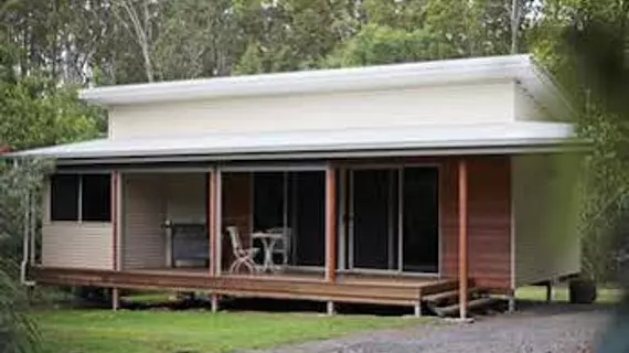 CrookNeck Retreat | Queensland - Glass House Mountains